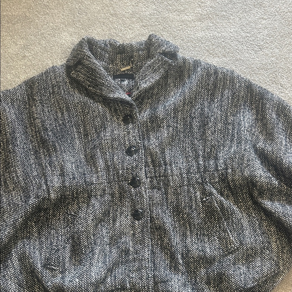 Steve Madden Black and White Textured Cape